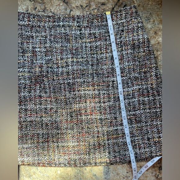Loft Tweed skirt - Picture 7 of 9